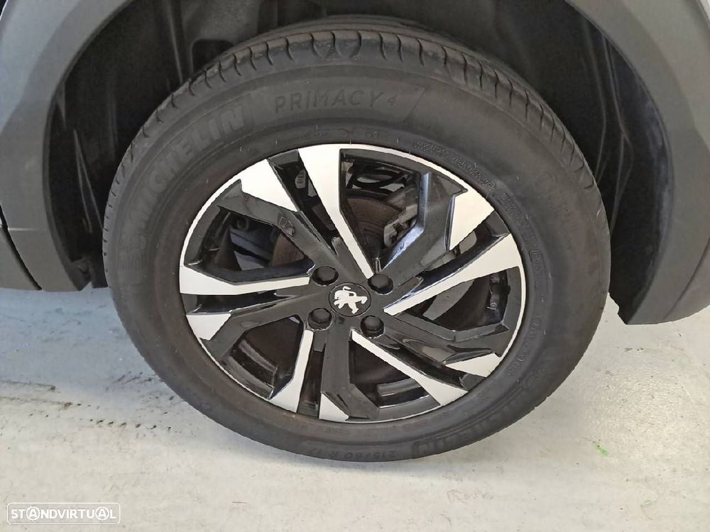 Peugeot 2008 1.2 PureTech Allure Pack - 11
