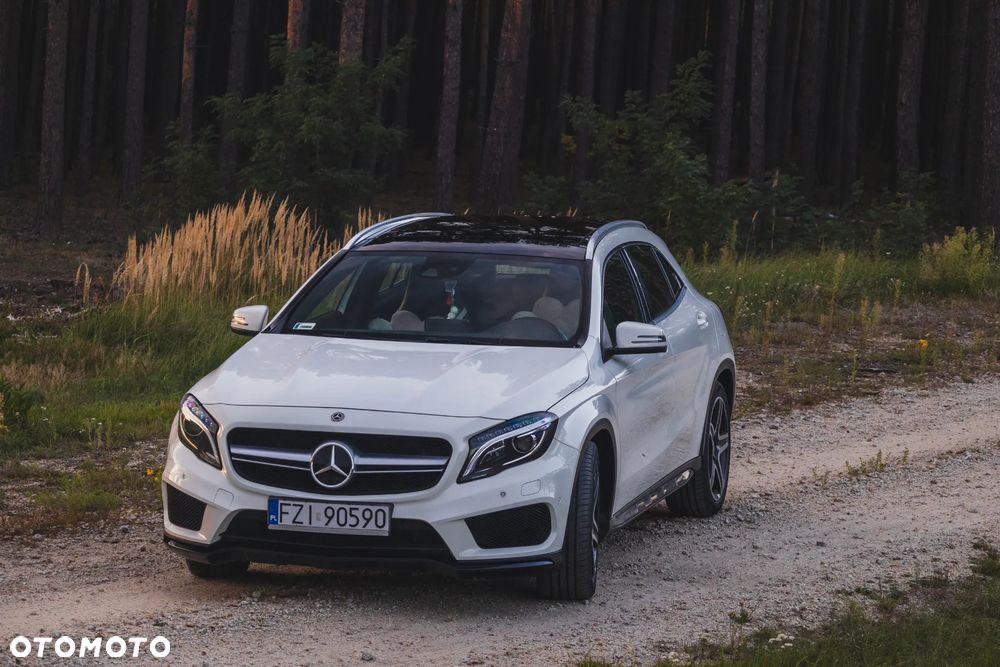 Mercedes-Benz GLA - 2