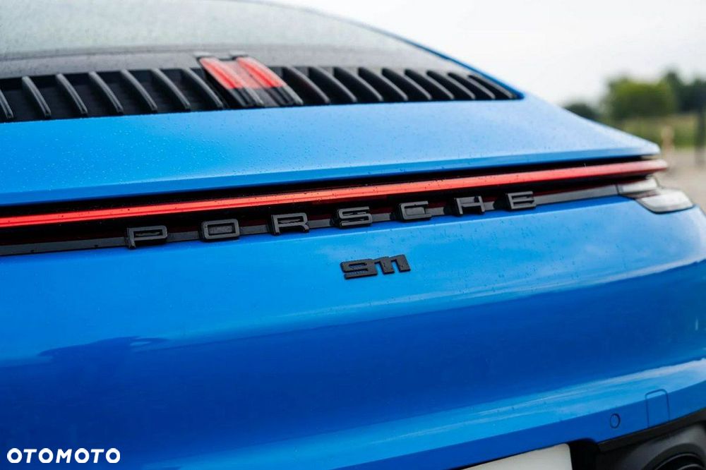 Porsche 911 Carrera S - 13