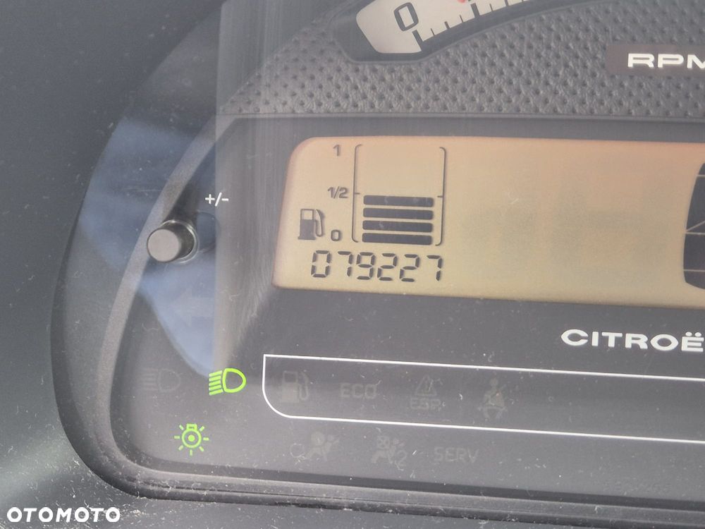 Citroën C2 1.4 VTR - 13