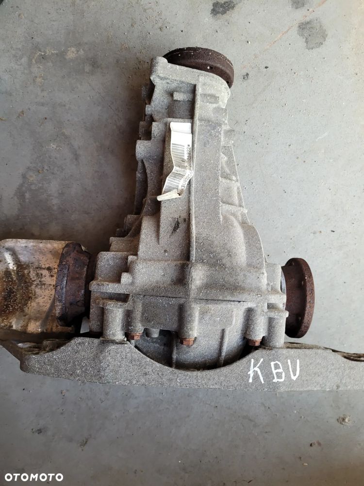 AUDI A5 8T A4 B8 DYFER MOST TYŁ KBU - 1