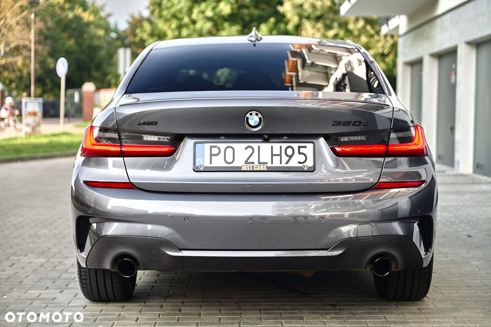 BMW Seria 3 320d xDrive M Sport Shadow - 15