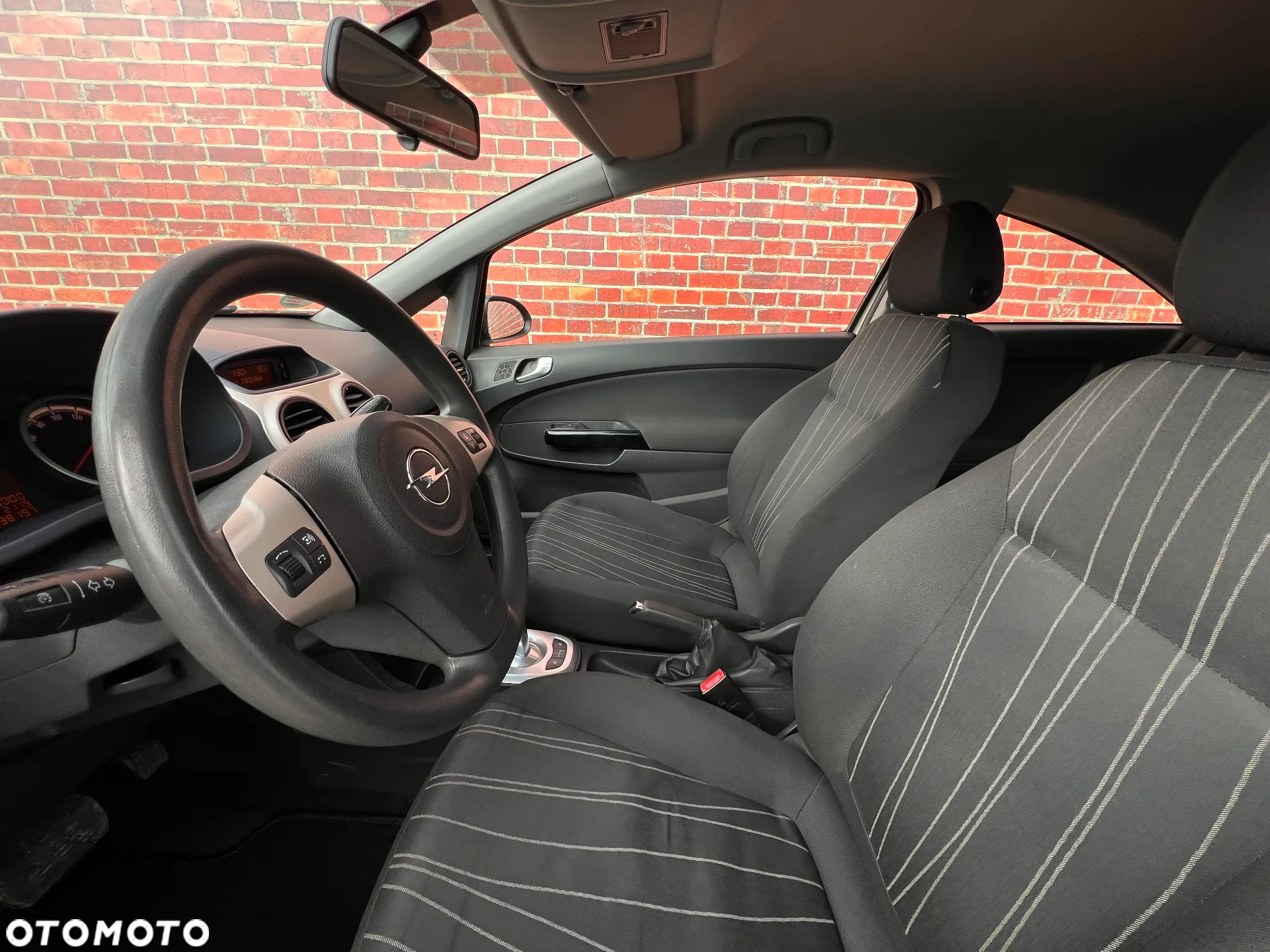 Opel Corsa - 12