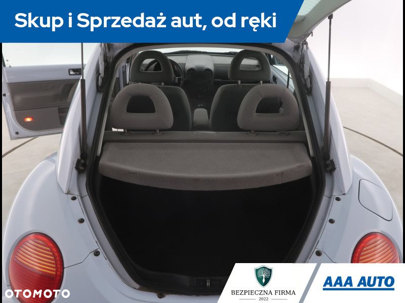 Volkswagen New Beetle - 14