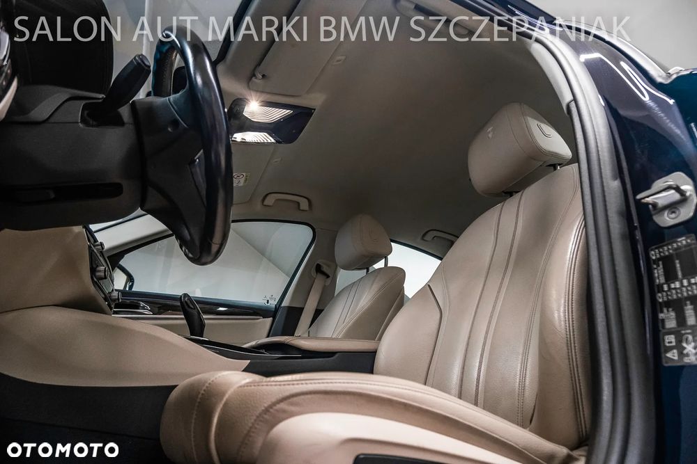 BMW Seria 5 520d xDrive Luxury Line - 36