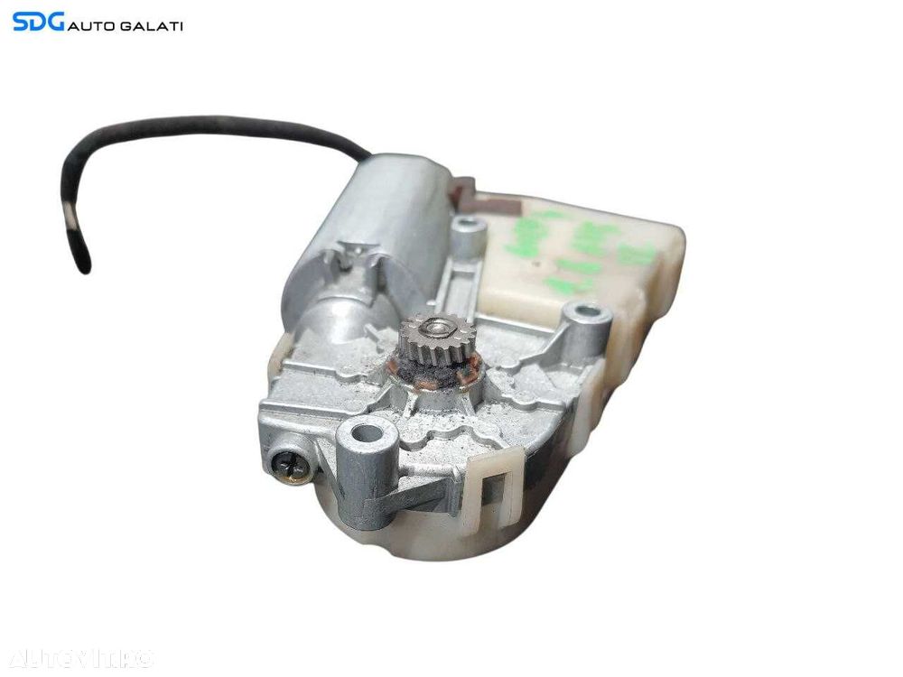 Motor Motoras Actionare Trapa Volkswagen Golf 4 1998 - 2006 Cod 1J9959591 [N3307] - 2