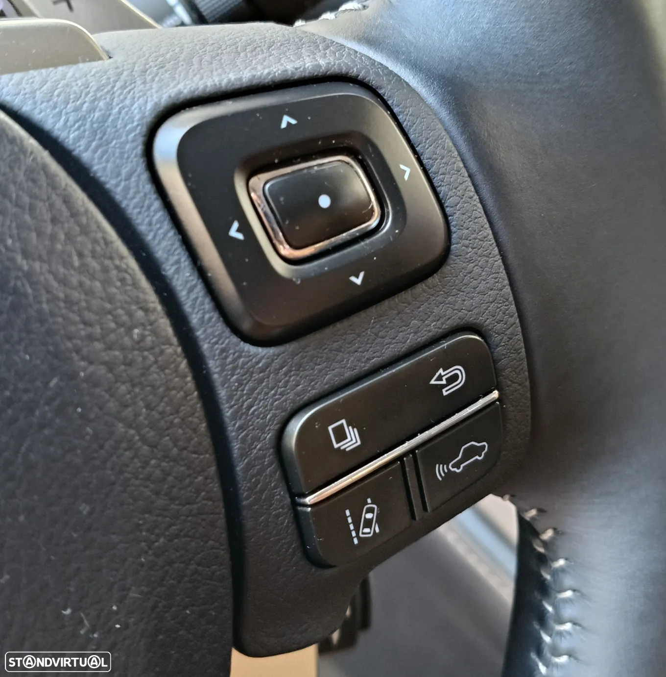 Lexus NX 300h Executive+ - 19