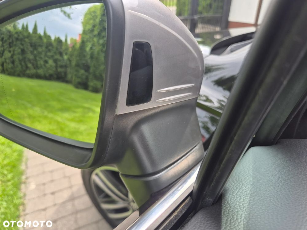Volkswagen Tiguan Allspace - 14