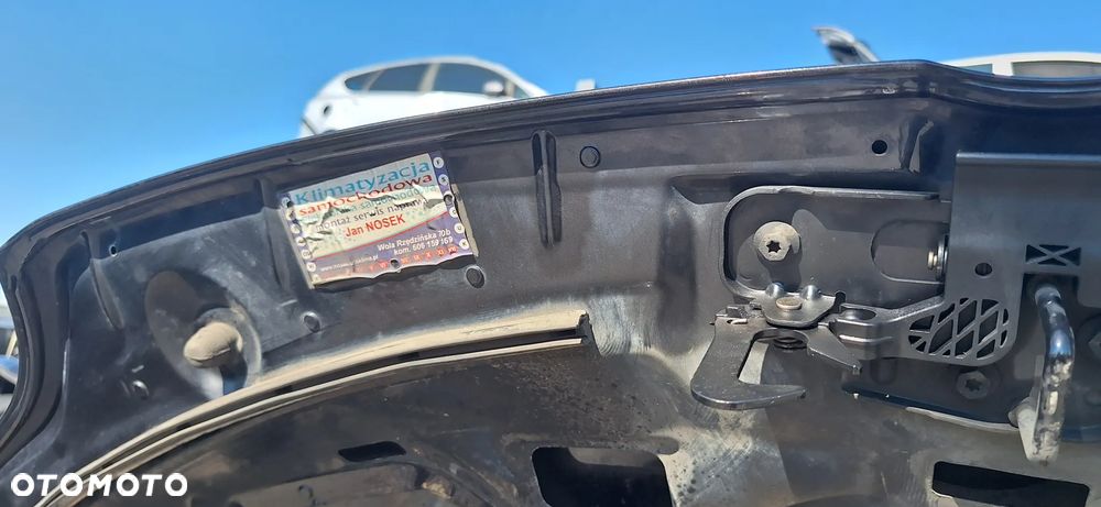 Volkswagen Golf V+ Maska Pokrywa Komory Silnika Kod Lakieru LC9Z - 36