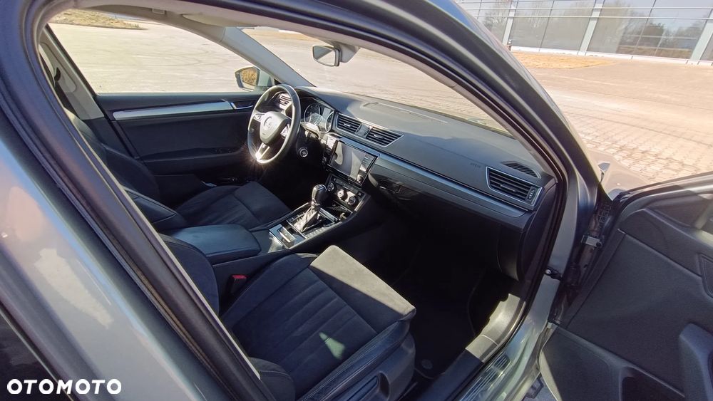 Skoda Superb 2.0 TDI DSG L&K - 12