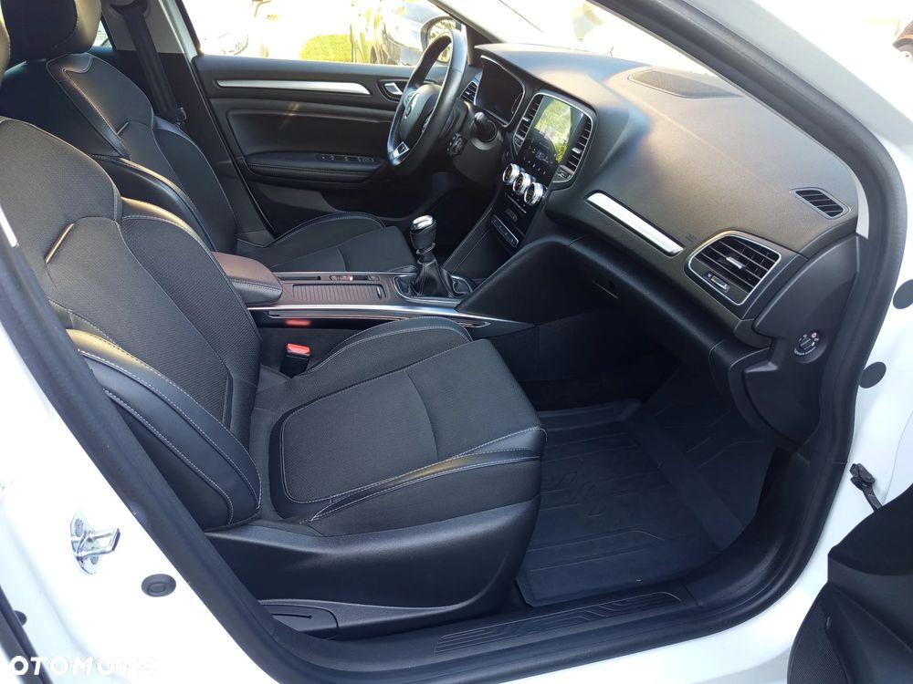 Renault Megane - 33
