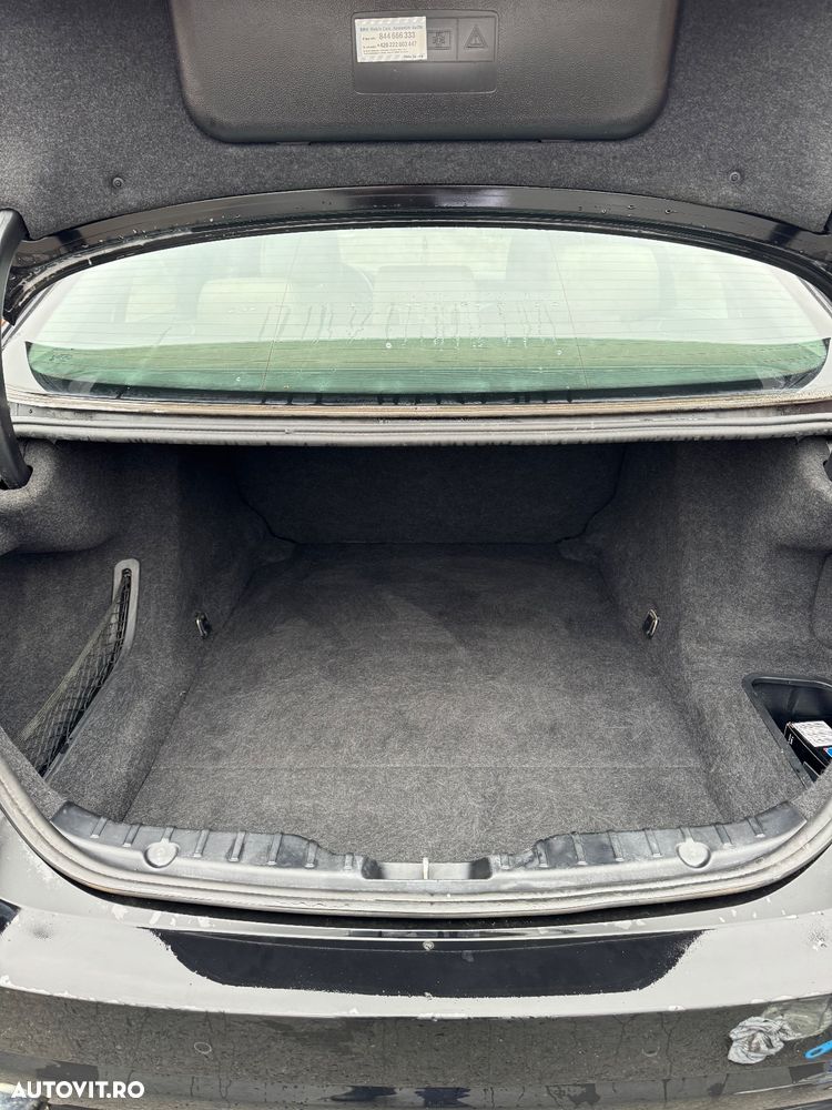 BMW Seria 5 520d - 11