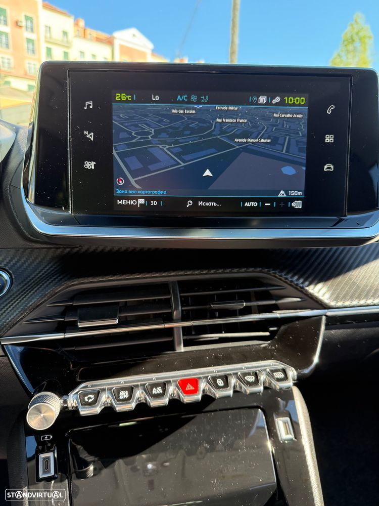 Peugeot e-2008 Allure+ - 11