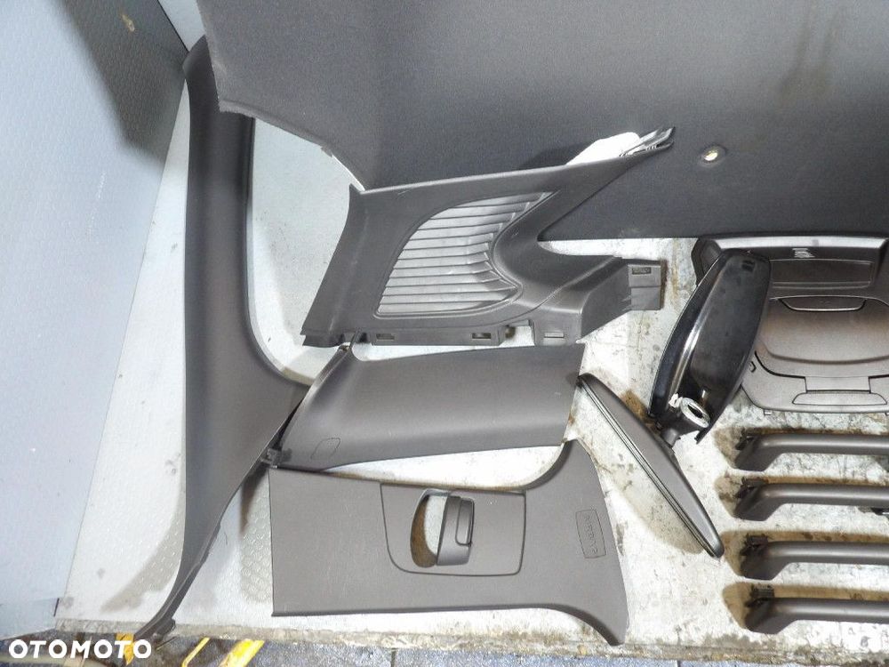 FORD FOCUS MK3 KOMBI PODSUFITKA CZARNA - 4