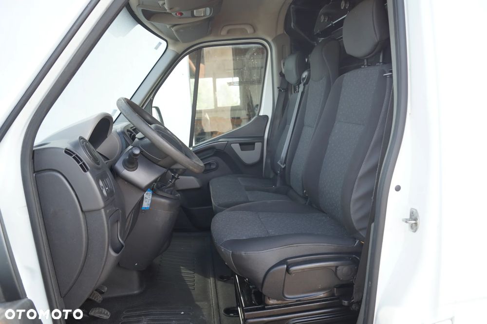Opel Movano - 12