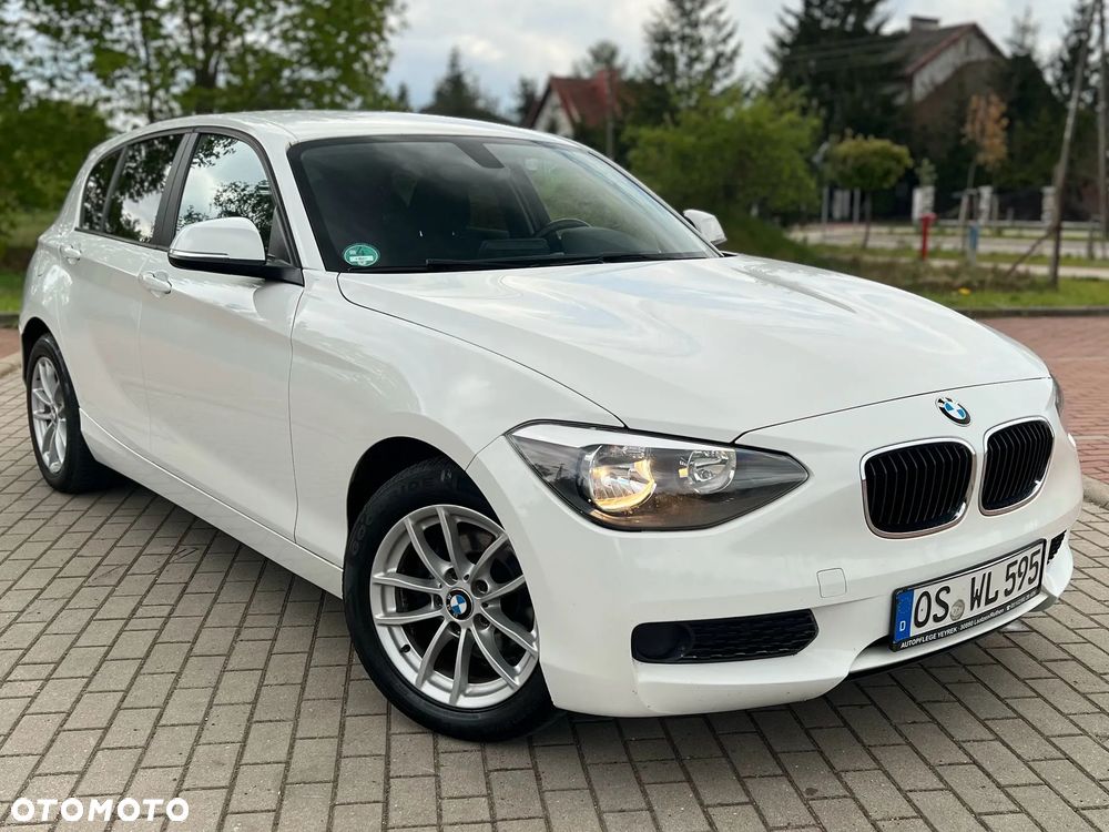 BMW Seria 1 116d Sport Line - 2