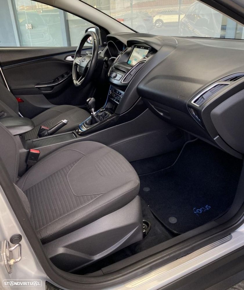 Ford Focus SW 1.5 TDCi Titanium - 11