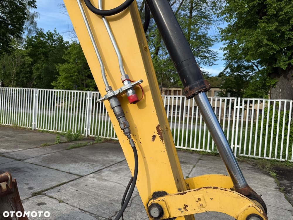 Yanmar Koparka kołowa B95W - 17