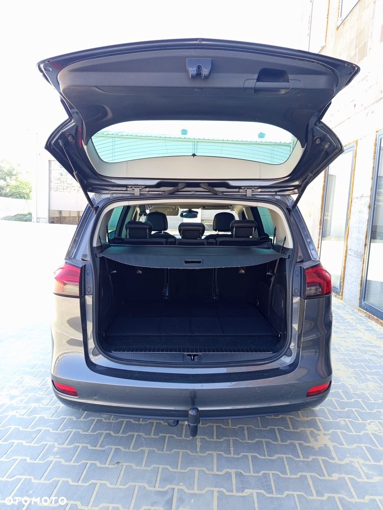 Opel Zafira - 24