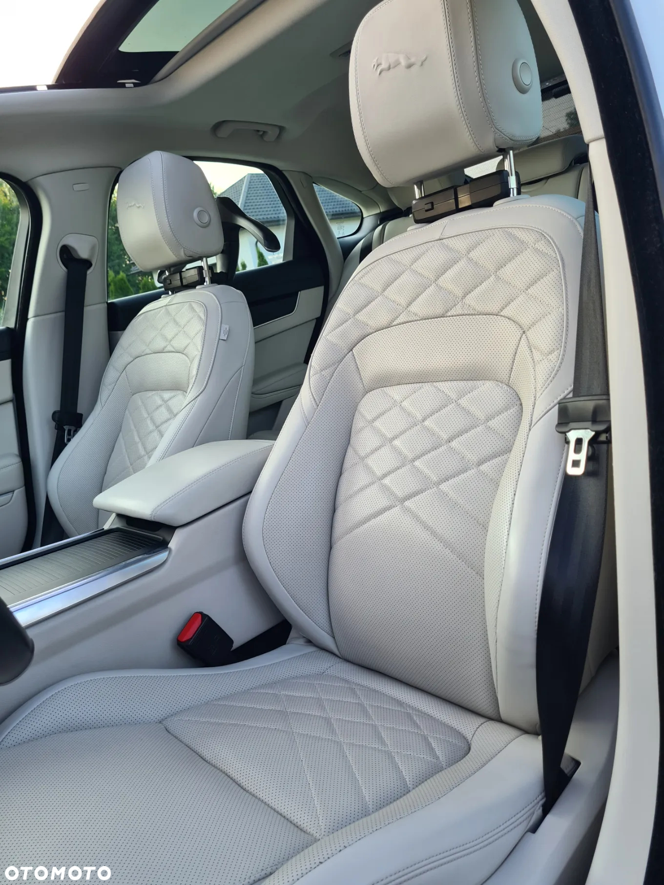 Jaguar XF 2.0 P250 SE - 14