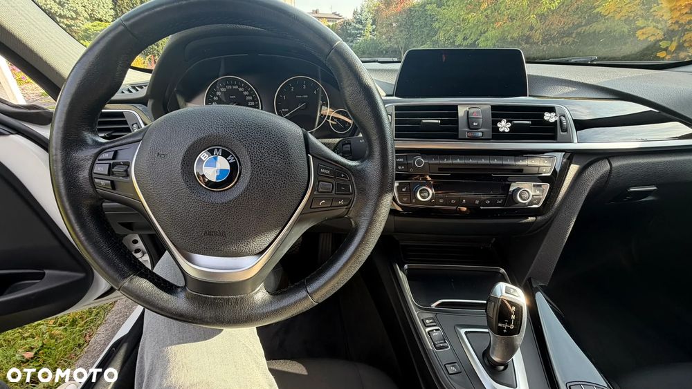 BMW Seria 3 - 10