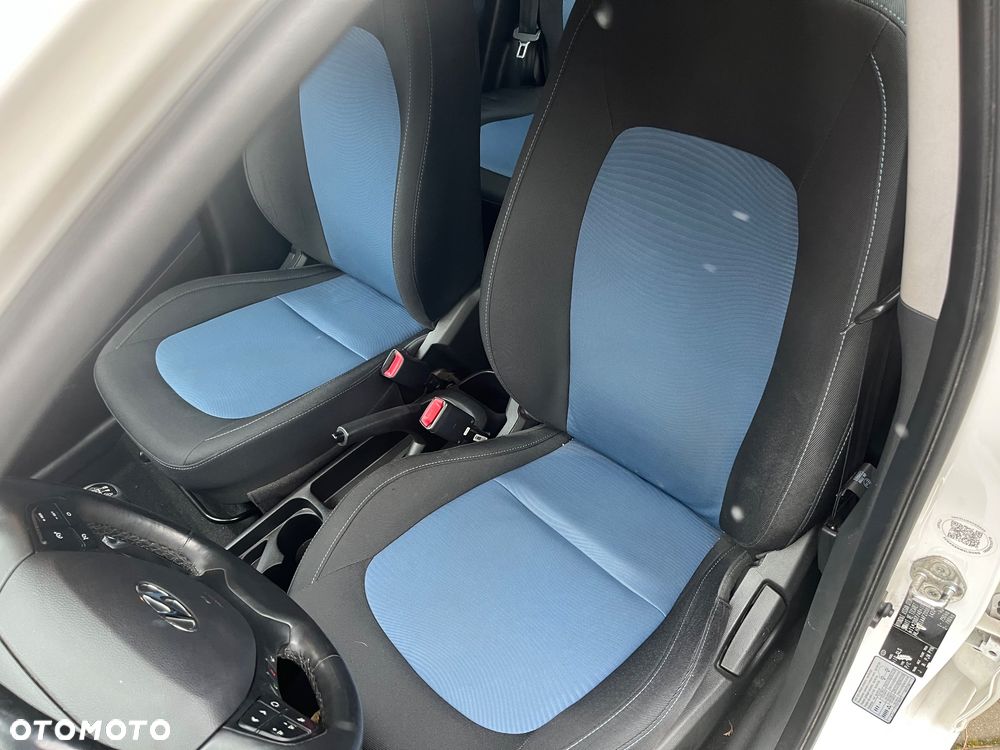 Hyundai i10 1.0 YES Gold - 12