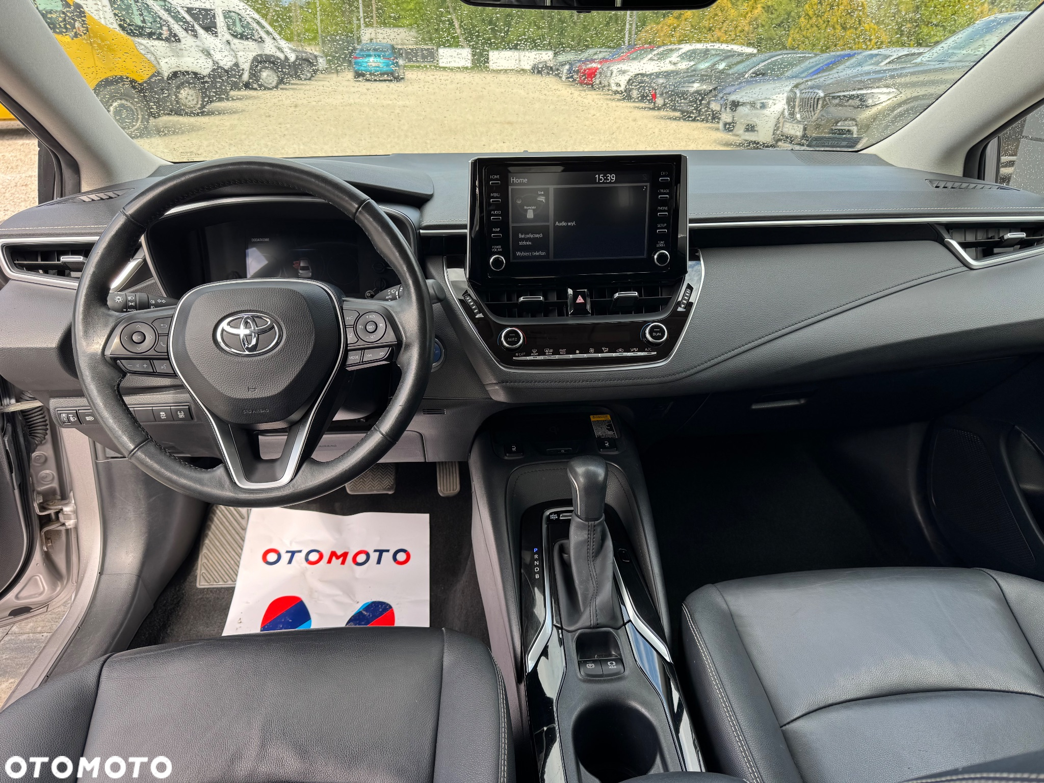 Toyota Corolla 1.8 Hybrid Executive - 18