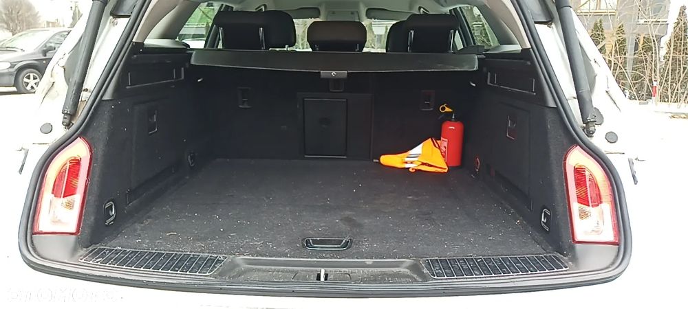 Opel Insignia 2.0 CDTI Edition - 10