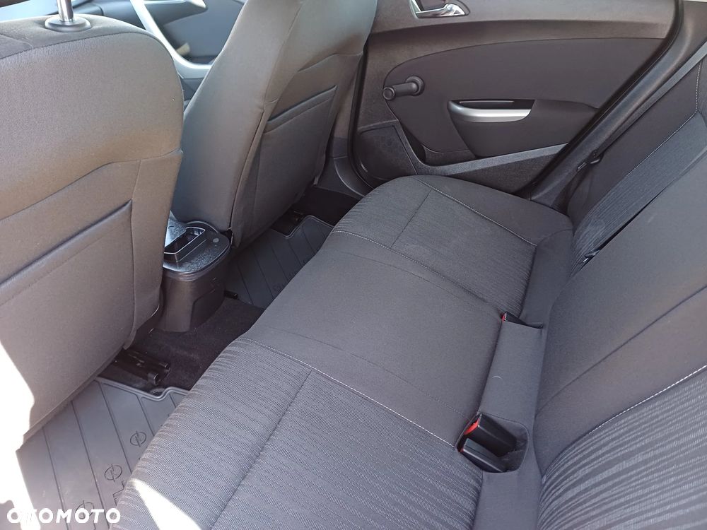 Opel Astra 1.4 Turbo - 12