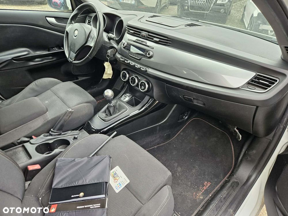 Alfa Romeo Giulietta 1.4 TB 16V Multiair Collezione - 3