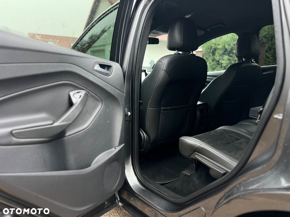 Ford Kuga 1.5 EcoBoost FWD ST-Line ASS GPF - 19