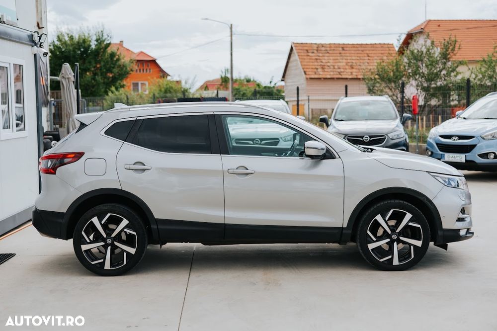 Nissan Qashqai 1.2 DIG-T Xtronic TEKNA - 4