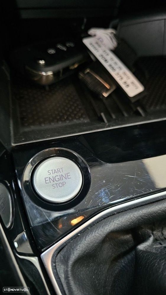 VW T-Cross 1.0 TSI Urban - 36