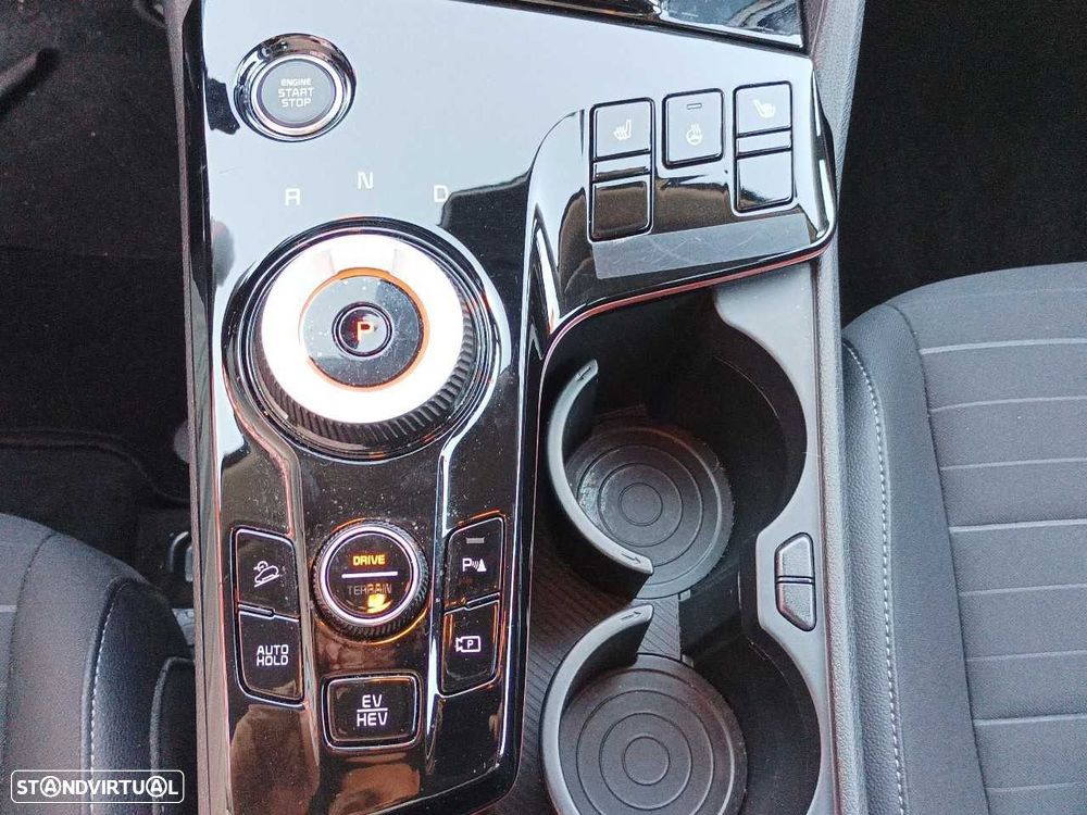 Kia Sportage 1.6 T-GDi HEV Tech - 15