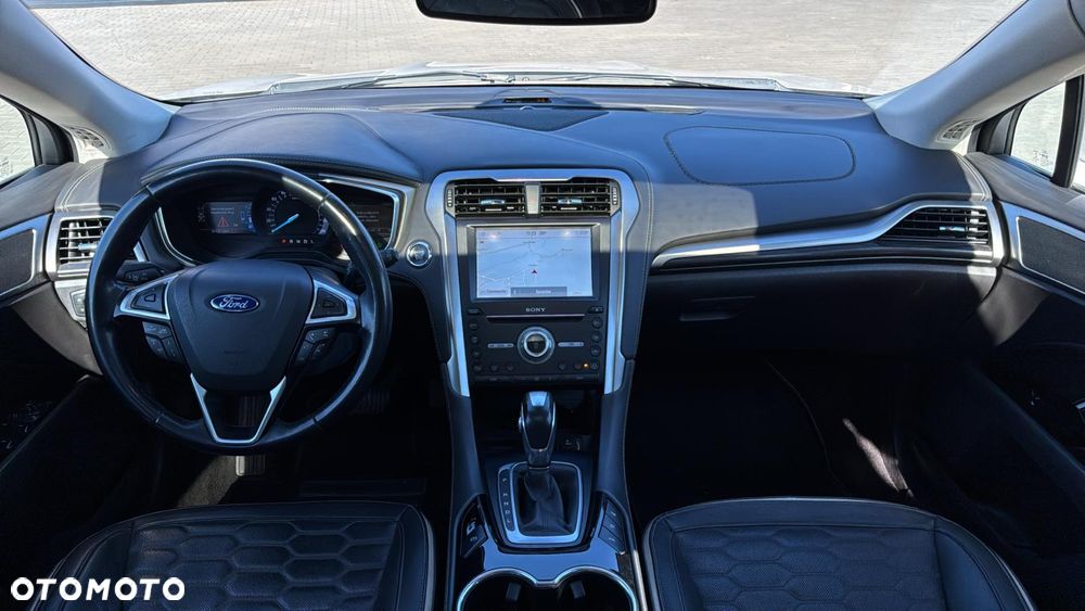 Ford Mondeo - 23