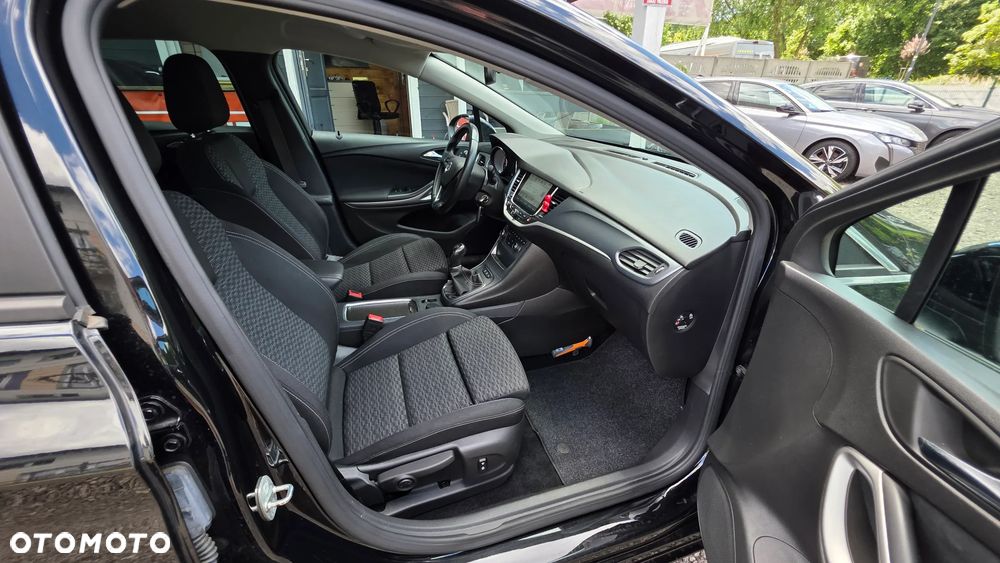 Opel Astra 1.0 T Essentia S&S - 6