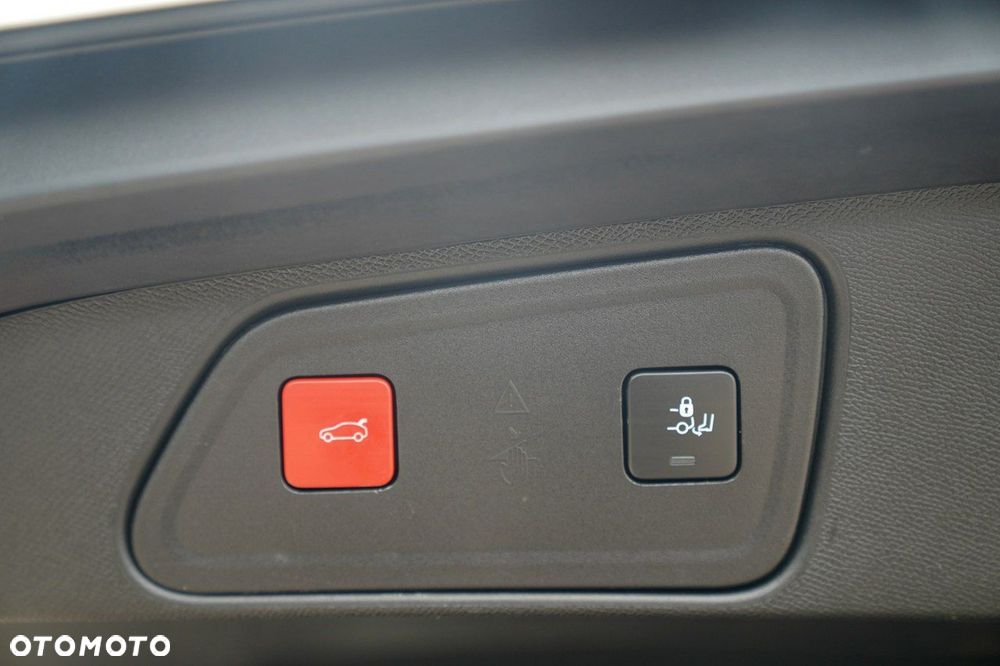 Peugeot 3008 - 17