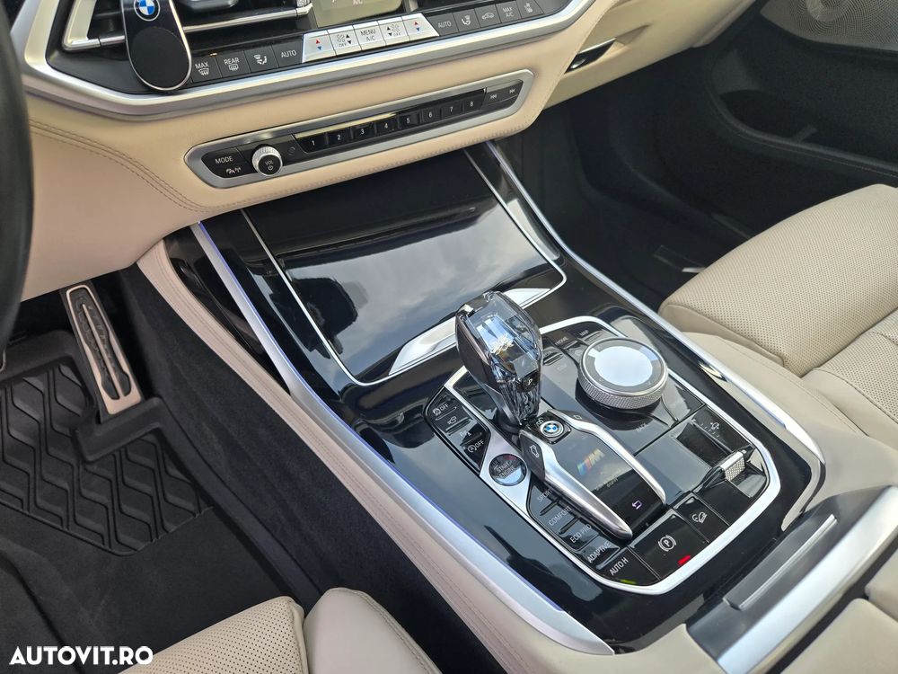 BMW X7 M50i - 21