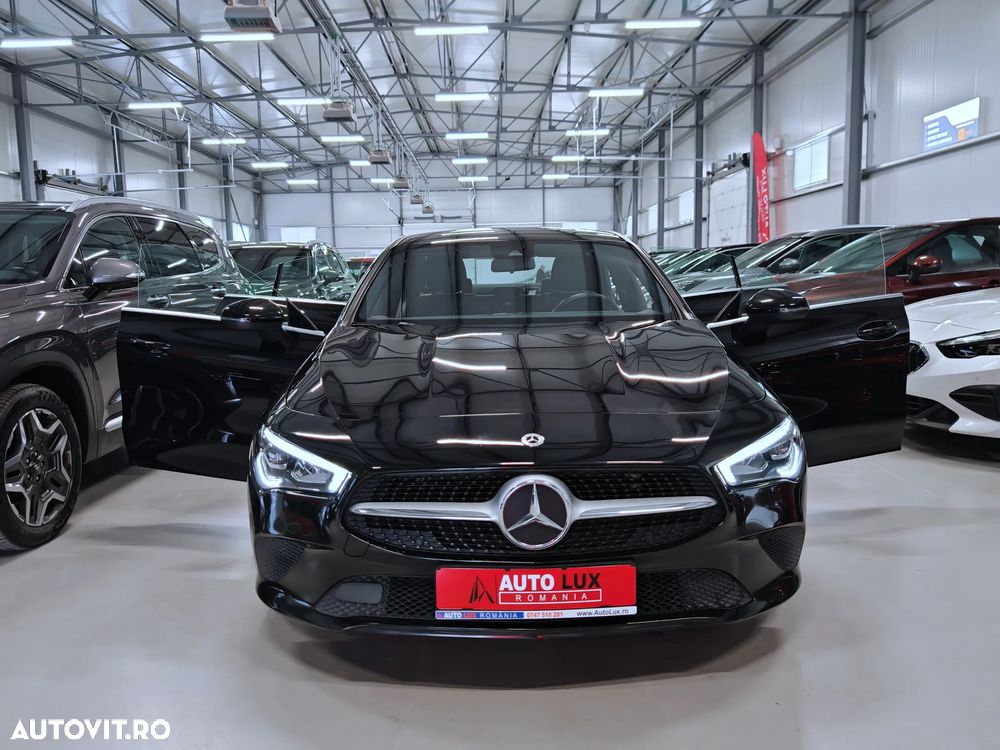 Mercedes-Benz CLA 180 7G-DCT - 32