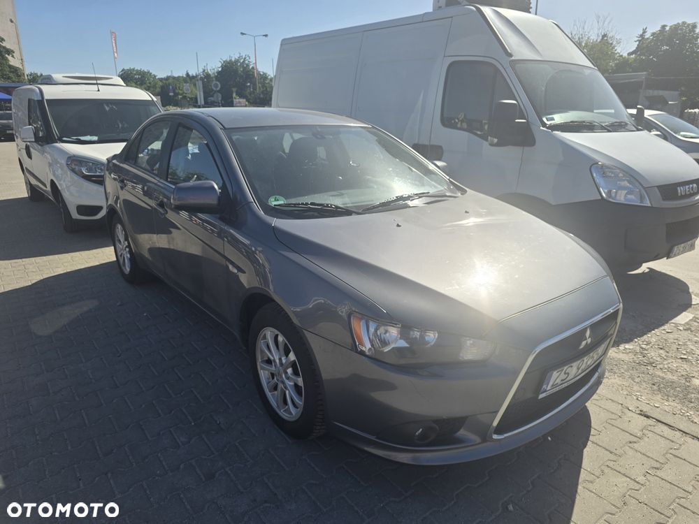 Mitsubishi Lancer - 6