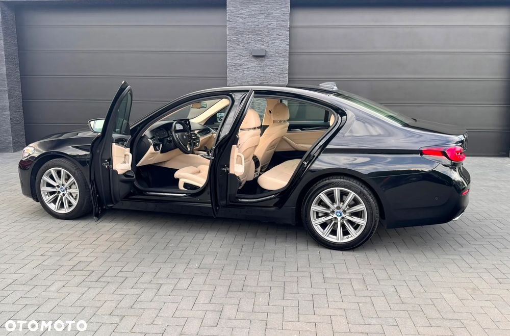 BMW Seria 5 530e Luxury Line sport - 4