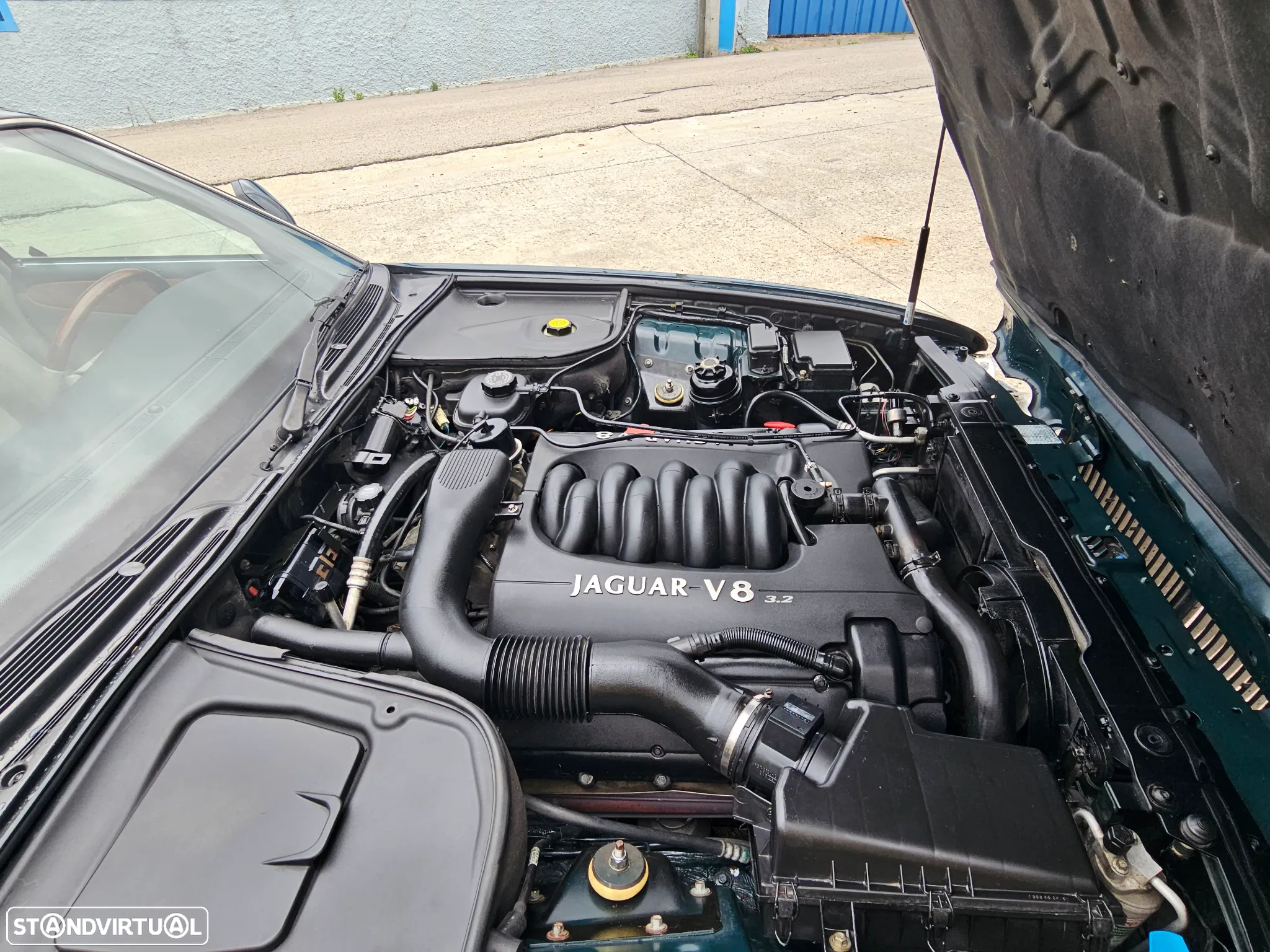 Jaguar XJ XJ8 3.2 Executive - 8