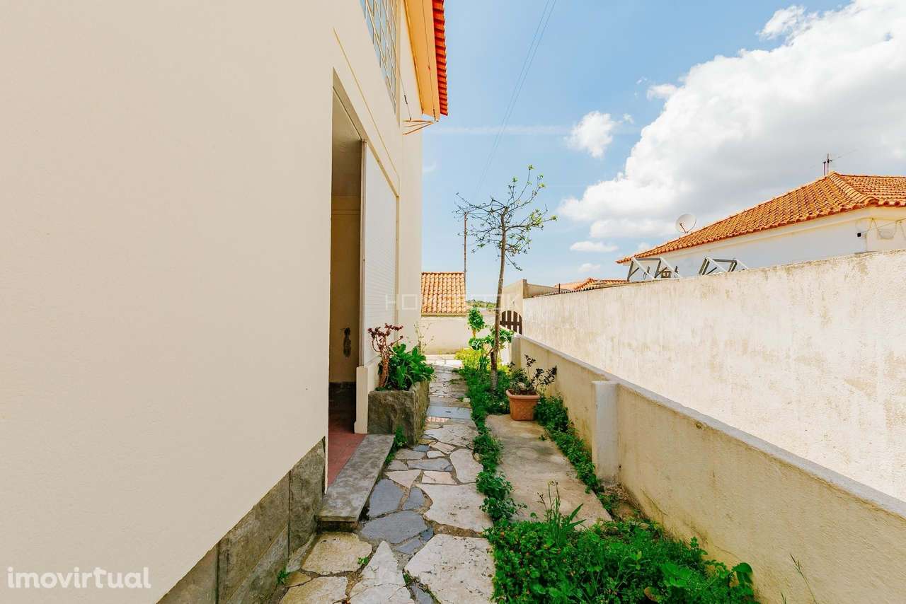 Moradia com rendimento e potencial em Tires - Grande imagem: 5/40