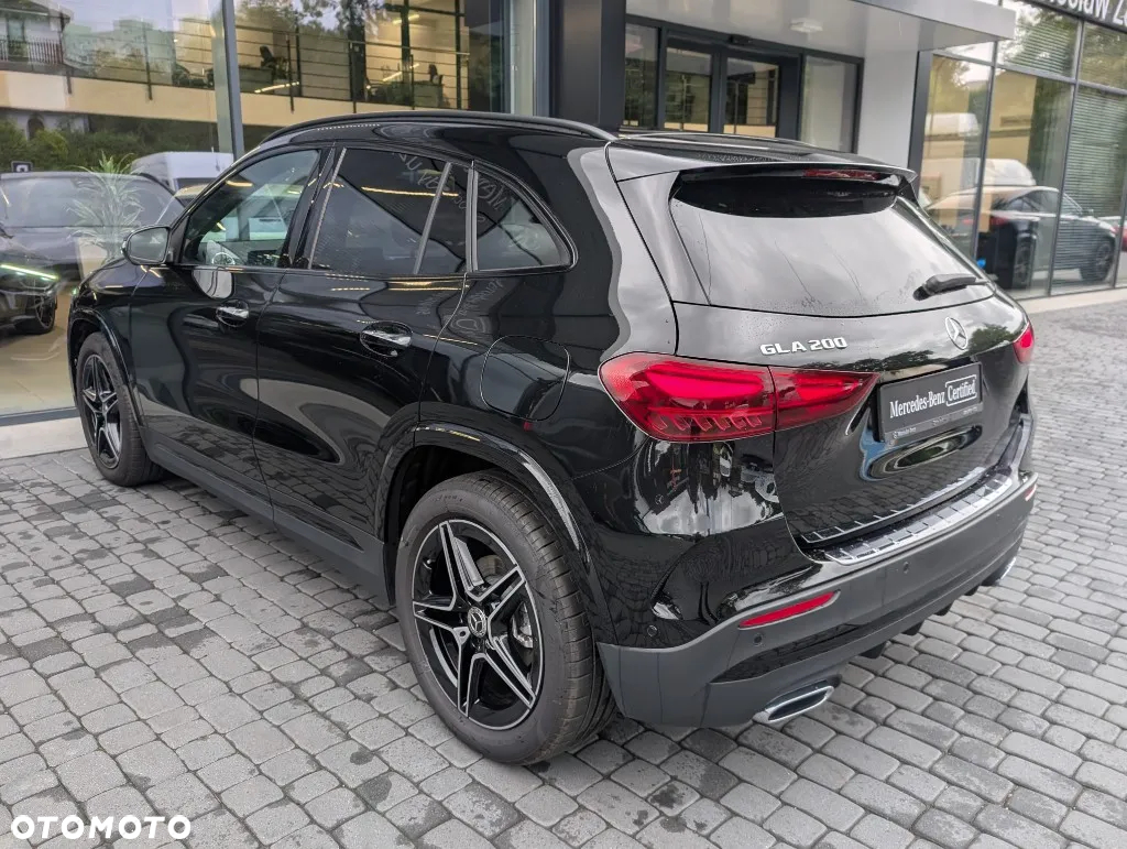 Mercedes-Benz GLA 200 AMG Line - 5