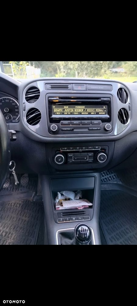 Volkswagen Tiguan 1.4 TSI Perfectline - 9