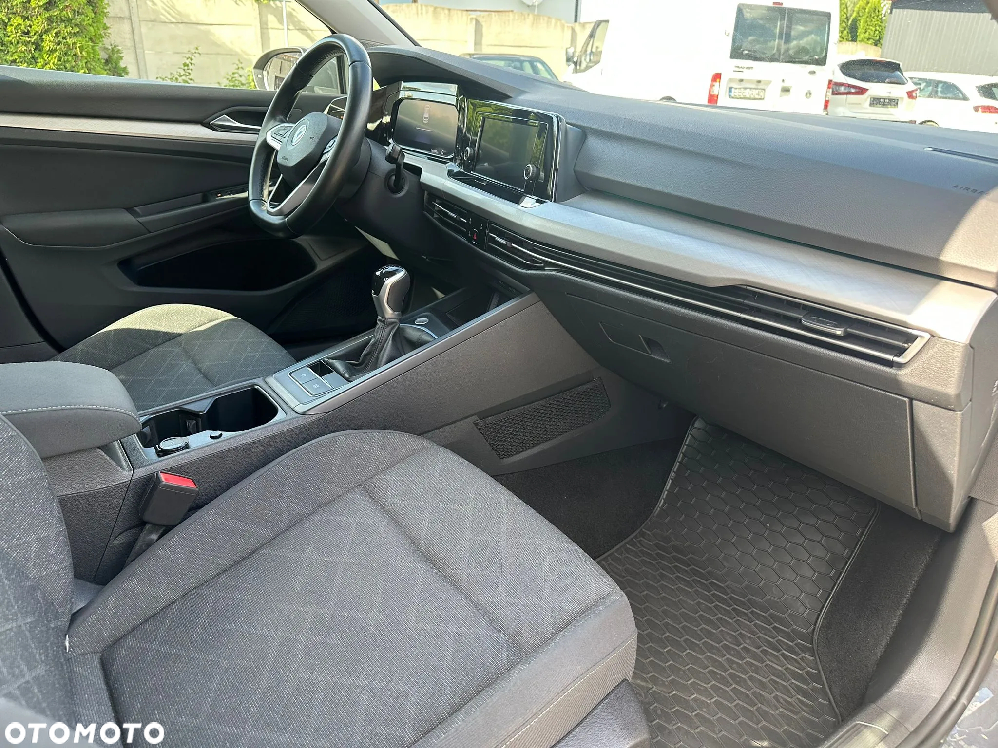 Volkswagen Golf VIII 1.5 TSI EVO Life - 13