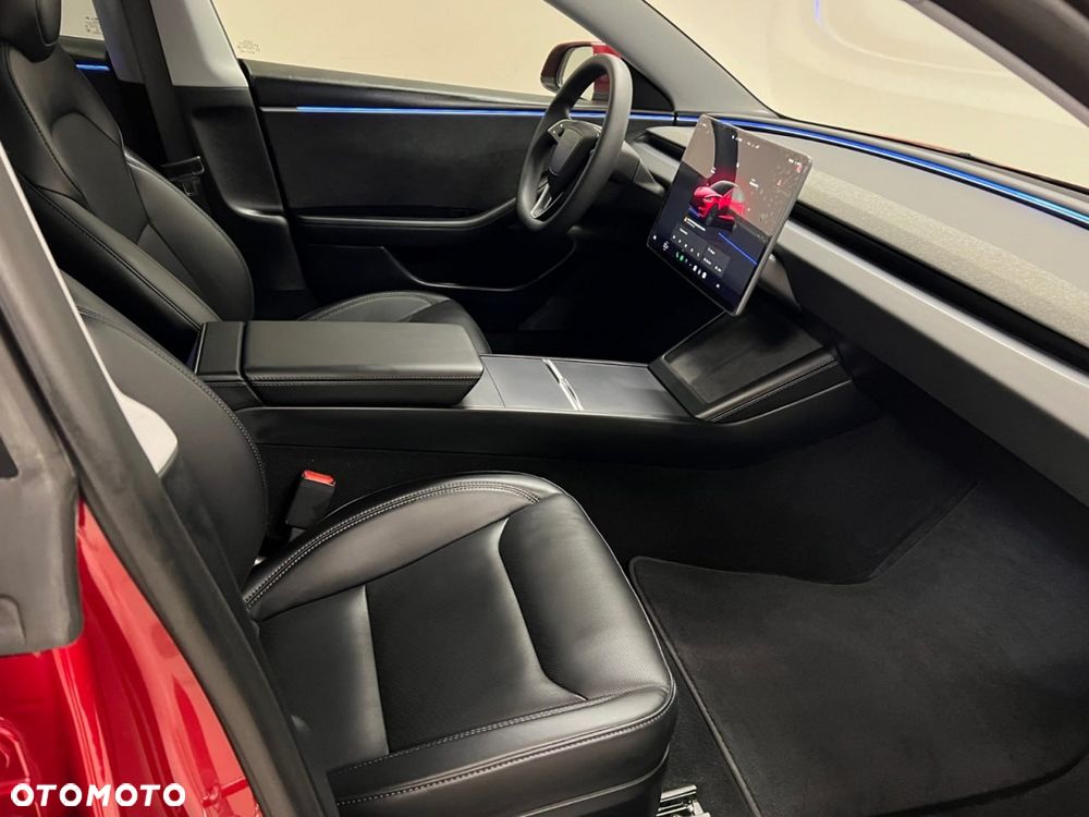 Tesla Model 3 - 15