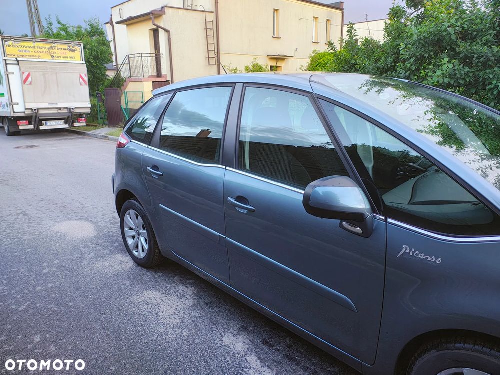 Citroën C4 Picasso 2.0 HDi FAP Exclusive - 4