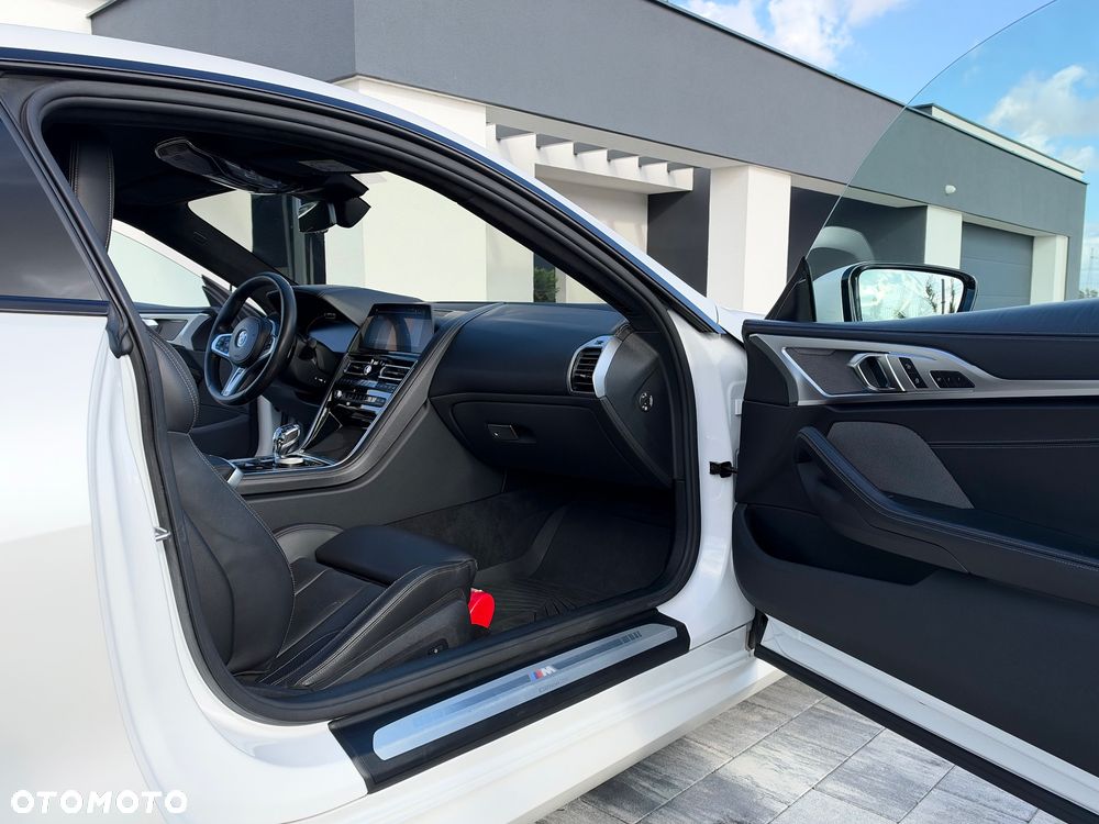 BMW Seria 8 840d xDrive mHEV - 30