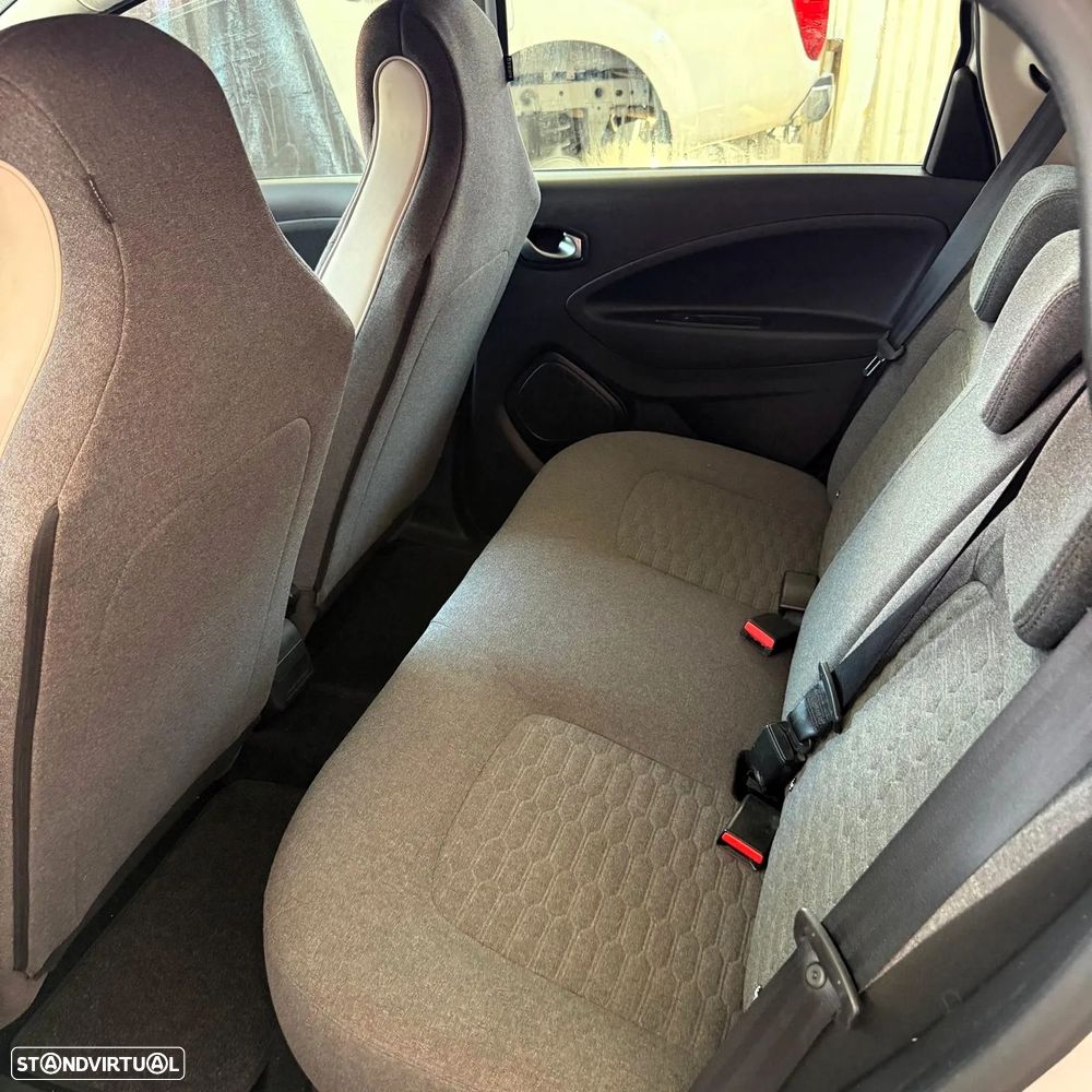 Renault Zoe (c/ Bateria) Limited 50 - 6